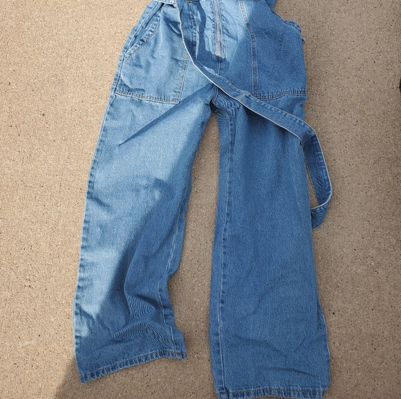 Kittenish Denim Jumpsuit NWT Sz L - Picture 2 of 5